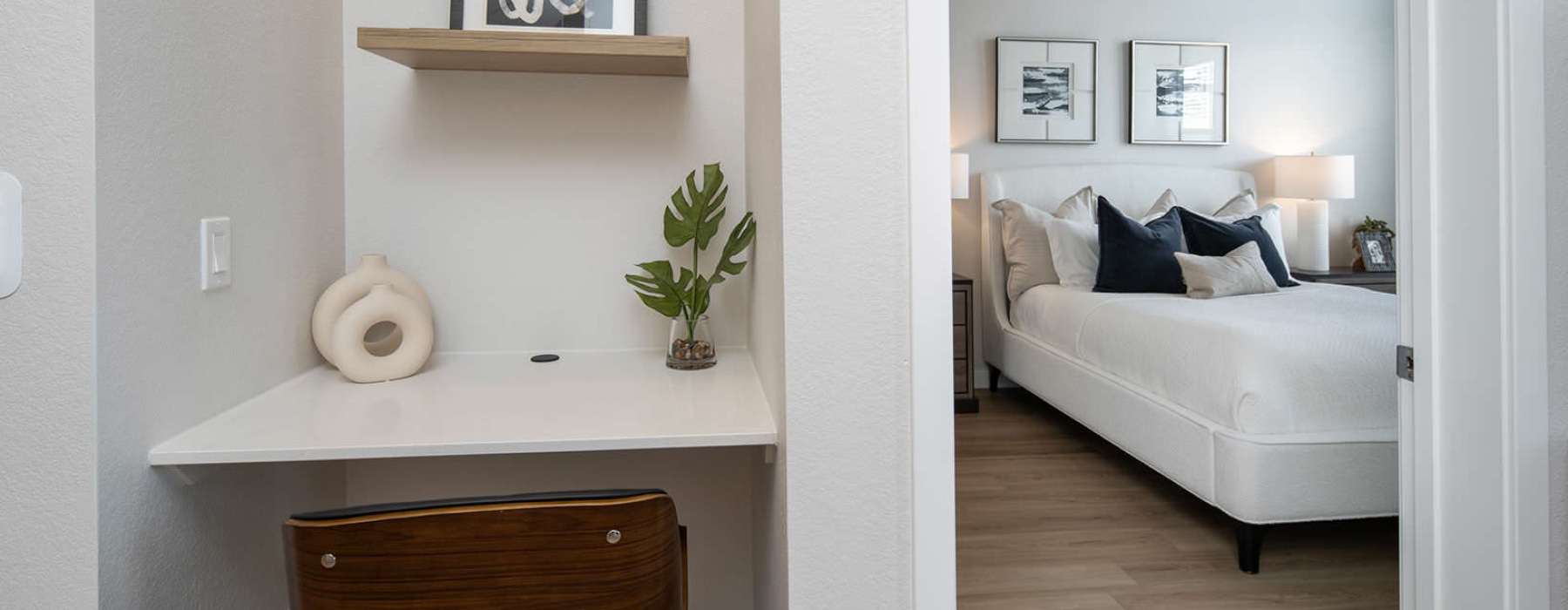 study nook next to bedroom